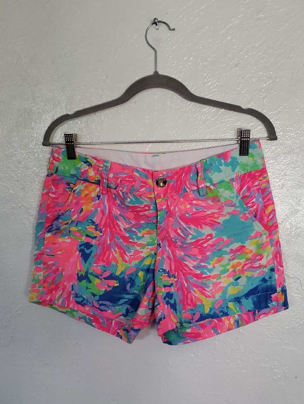 Lilly Pulitzer The Callahan Short In Neon Pink Floral Size 0